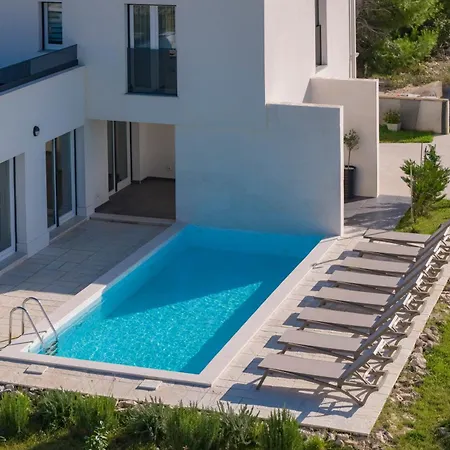Wave Of Mit Meerblick, Beheiztem Pool Und Direktem Strandzugang - Familienfreundlich, 4 Sz, Villa