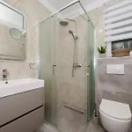 Vila Wave Of Mit Meerblick, Beheiztem Pool Und Direktem Strandzugang - Familienfreundlich, 4 Sz, Rovanjska
