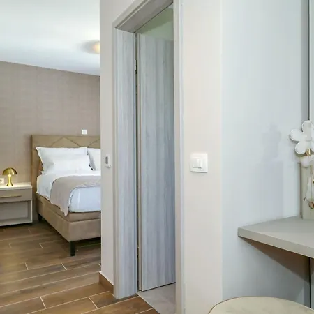 Vila Wave Of Mit Meerblick, Beheiztem Pool Und Direktem Strandzugang - Familienfreundlich, 4 Sz,