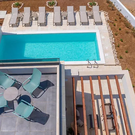 Wave Of Mit Meerblick, Beheiztem Pool Und Direktem Strandzugang - Familienfreundlich, 4 Sz, * Rovanjska