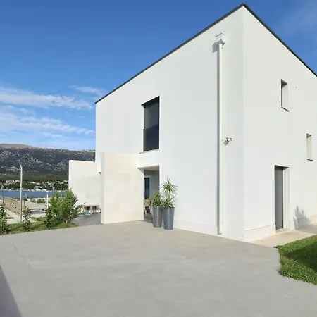 Wave Of Mit Meerblick, Beheiztem Pool Und Direktem Strandzugang - Familienfreundlich, 4 Sz, Vila
