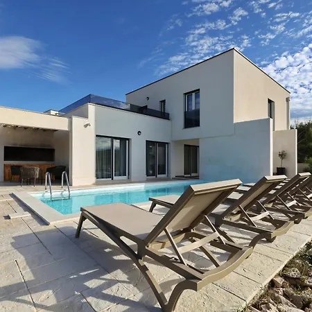 Wave Of Mit Meerblick, Beheiztem Pool Und Direktem Strandzugang - Familienfreundlich, 4 Sz, * 로바니스카