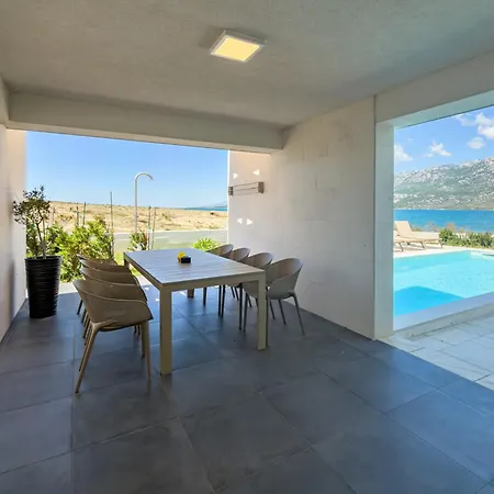 Wave Of Mit Meerblick, Beheiztem Pool Und Direktem Strandzugang - Familienfreundlich, 4 Sz,