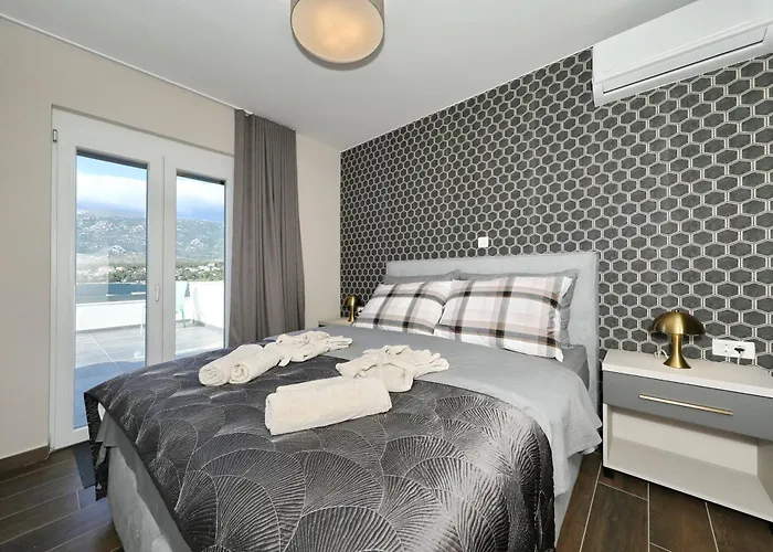 Vila Wave Of Mit Meerblick, Beheiztem Pool Und Direktem Strandzugang - Familienfreundlich, 4 Sz, *