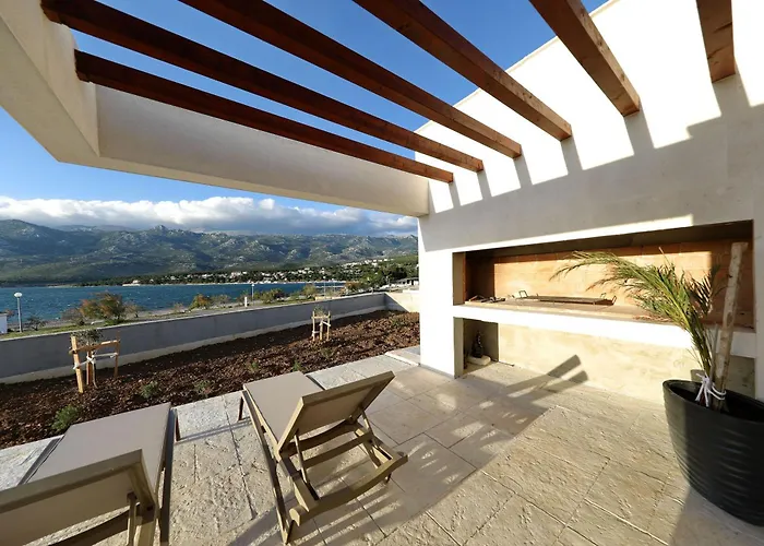 Wave Of Mit Meerblick, Beheiztem Pool Und Direktem Strandzugang - Familienfreundlich, 4 Sz, Vila Rovanjska