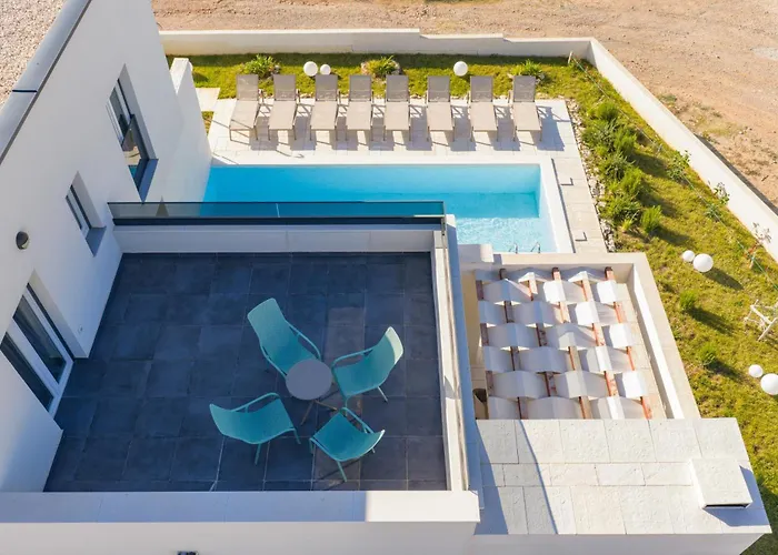 Wave Of Mit Meerblick, Beheiztem Pool Und Direktem Strandzugang - Familienfreundlich, 4 Sz, * Rovanjska